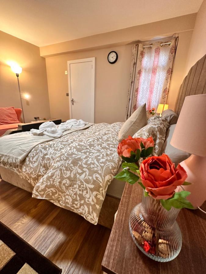 Canary Wharf Single Double And En-Suite Rooms Лондон Екстер'єр фото