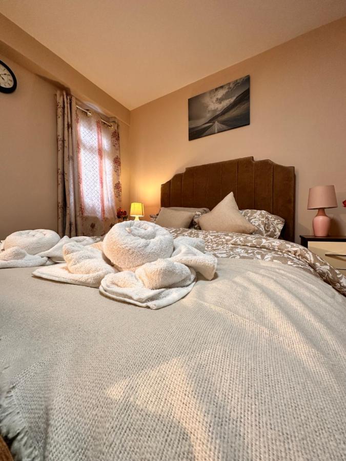 Canary Wharf Single Double And En-Suite Rooms Лондон Екстер'єр фото